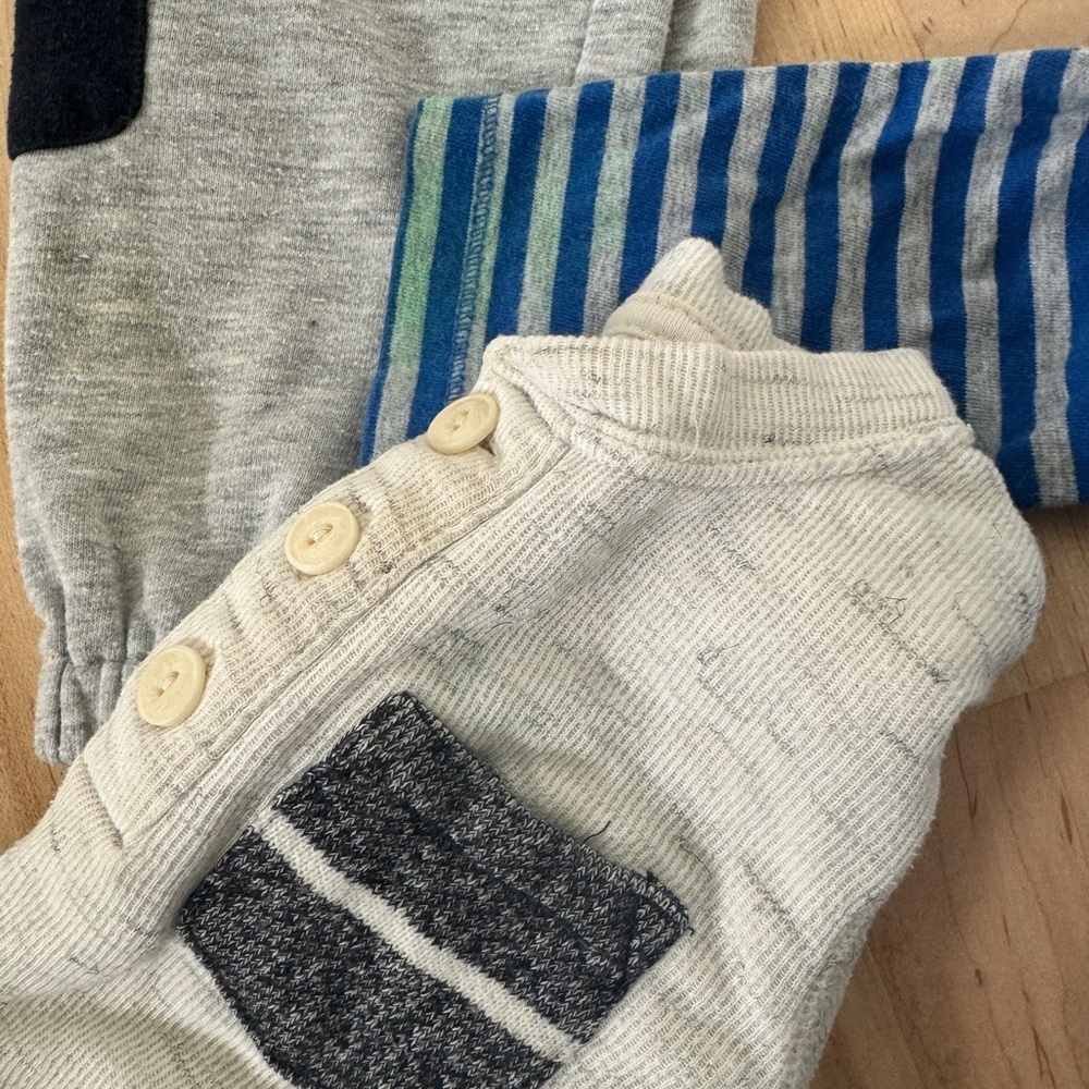GAP++ Toddler Boy's 15pc Everyday Basics Bundle - Sz: 2T - Picture 16 of 16
